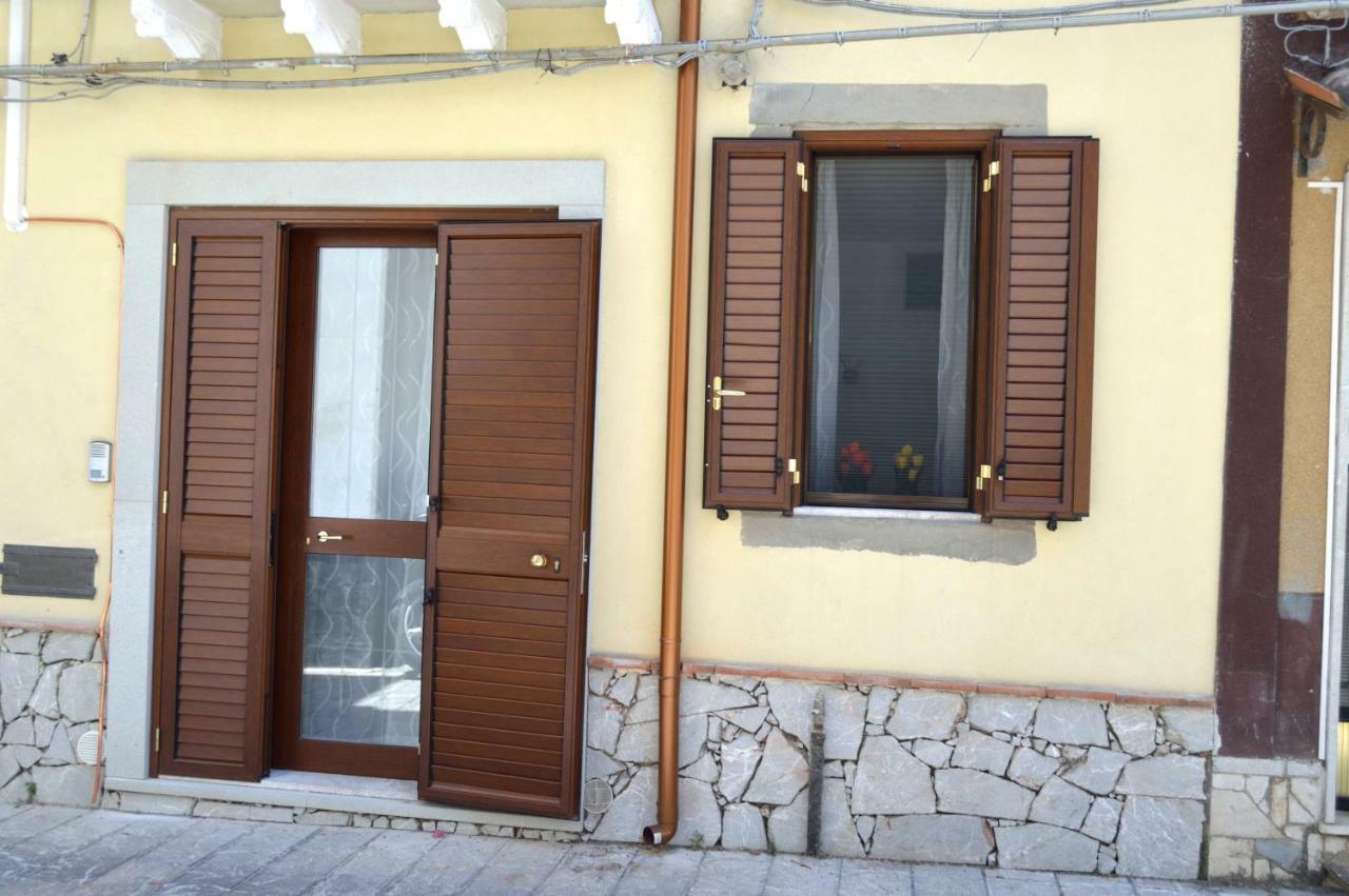 Largo Cannizzaro Apartments Mazzeo Exterior photo